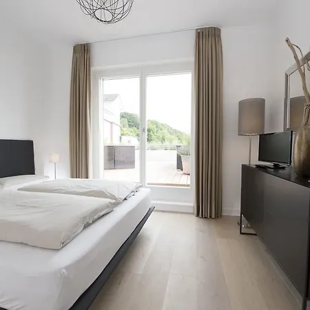 Villa Ostseeresidenz Sassnitz - Wg 18 Mit Kamin, Sauna, Terrasse, Meerblick